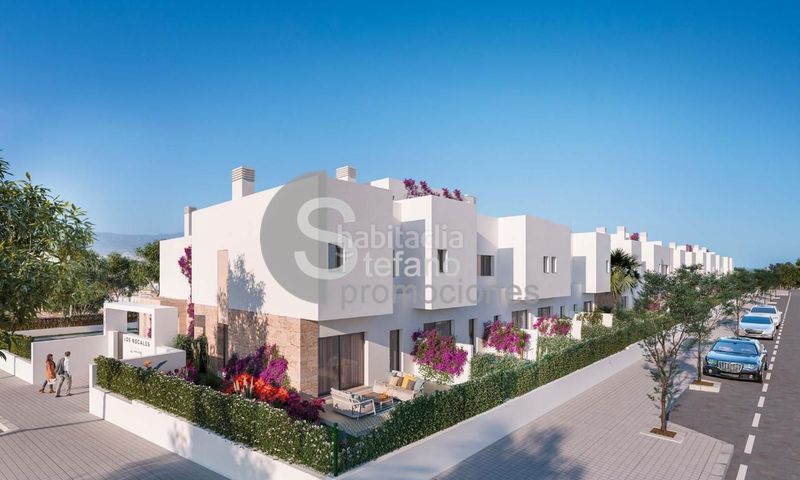 Foto e2cf9286-7a34-40c7-ab0d-7393570a3dce. Casa adosada en el corazón de churriana, a estrenar, obra iniciada, complejo de tan solo 37 viviendas , calidad , diseño y confort, perfectamen en Málaga