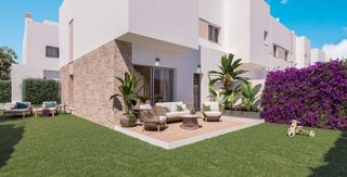 Reihenhaus in Churriana - El Pizarrillo - La Noria - Guadalsol. En el corazón de churriana, a estrenar, obra iniciada, complejo
