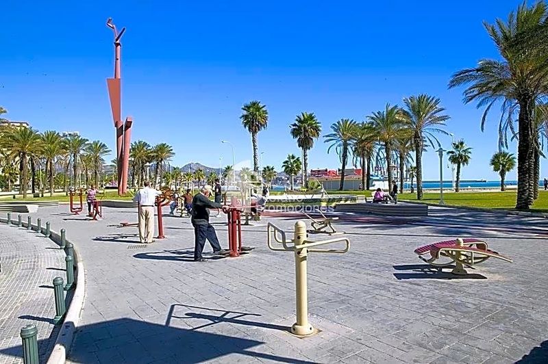 Foto 1292ac1b-7947-4f21-910d-fae04dbe0a31. Pis amb calefacció aparcament piscina a Martín Carpena - Torre del Río Málaga