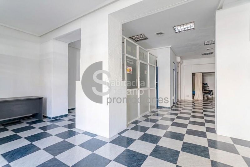 Foto 7e016f50-8656-4458-939c-ae75ec7ec7eb. Edifici a Pedregalejo - Morlaco Málaga