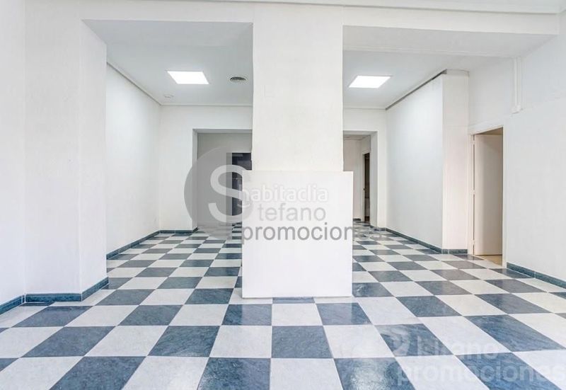 Foto 96ae7571-e473-4faa-bcbf-baf87f607412. Edifici a Pedregalejo - Morlaco Málaga