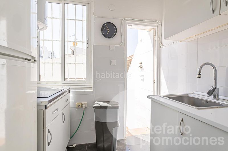 Foto a9ac9bf8-cd31-471d-a164-78de800661bd. Edifici a Pedregalejo - Morlaco Málaga