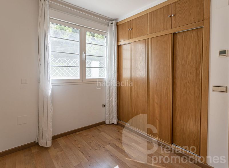 Foto 0095bd46-ac45-4b92-9d5a-0836d6a3d0a8. Casa adosada exclusividad en malaga este, con vistas al mar y a su bahia. 3 amplios dormitorios, varias terrazas, garaje multifuncional en Málaga