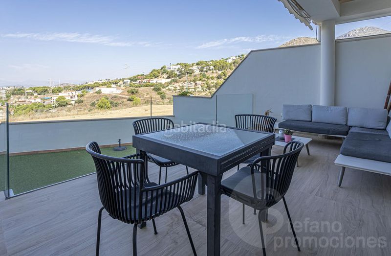 Foto 86159c33-3785-4915-bc4b-513e992a3e01. Casa adosada exclusividad en malaga este, con vistas al mar y a su bahia. 3 amplios dormitorios, varias terrazas, garaje multifuncional en Málaga