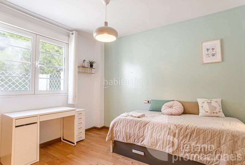 Foto 8b307e36-22e0-4086-93d2-463061905610. Casa adosada exclusividad en malaga este, con vistas al mar y a su bahia. 3 amplios dormitorios, varias terrazas, garaje multifuncional en Málaga