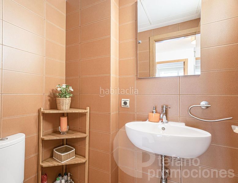 Foto d6c644ef-49b7-4601-b071-4efa593845ad. Casa adosada exclusividad en malaga este, con vistas al mar y a su bahia. 3 amplios dormitorios, varias terrazas, garaje multifuncional en Málaga
