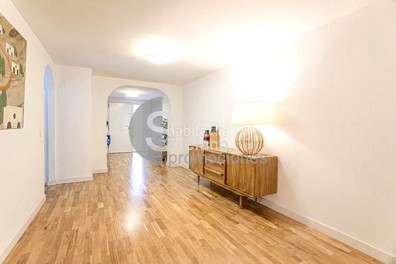 Foto caf8d8c1-a7ea-440b-97ab-62151720ec09. Casa pareada chalet con piscina privada, en recinto muy exclusivo, en conjunto residencial en Málaga