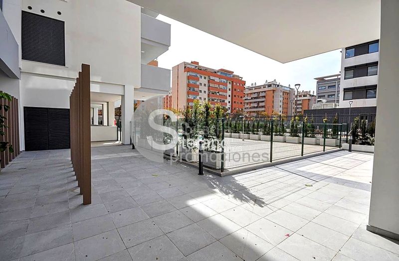 Foto 168d8e54-3c22-4d8d-b206-4388b869a0df. Pis amb calefacció aparcament piscina a Martín Carpena - Torre del Río Málaga