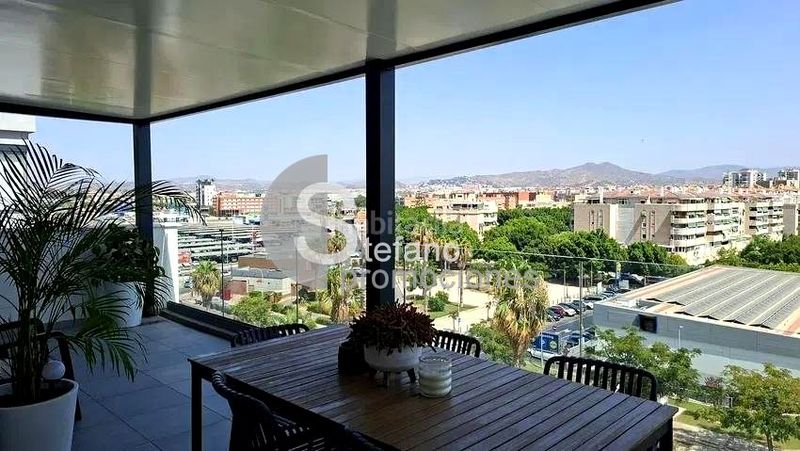 Foto a5d35f71-1b75-446f-8cf7-5ed8fb2d1414. Pis amb calefacció aparcament piscina a Martín Carpena - Torre del Río Málaga