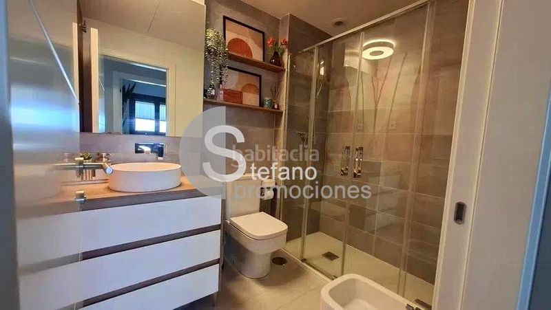 Foto eb3ec9f3-a78c-45a8-abec-71c582ac06a3. Pis amb calefacció aparcament piscina a Martín Carpena - Torre del Río Málaga