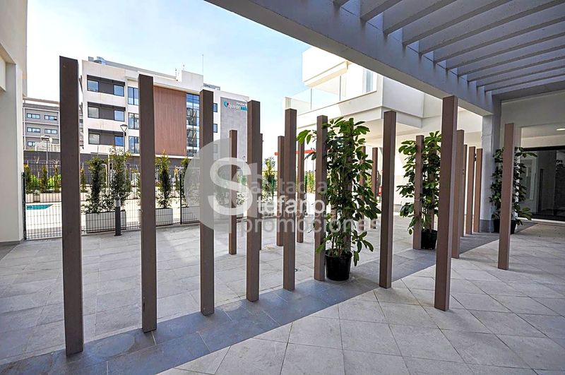 Foto ebb4a4b2-4c7c-438e-8648-f46926af5a88. Pis amb calefacció aparcament piscina a Martín Carpena - Torre del Río Málaga