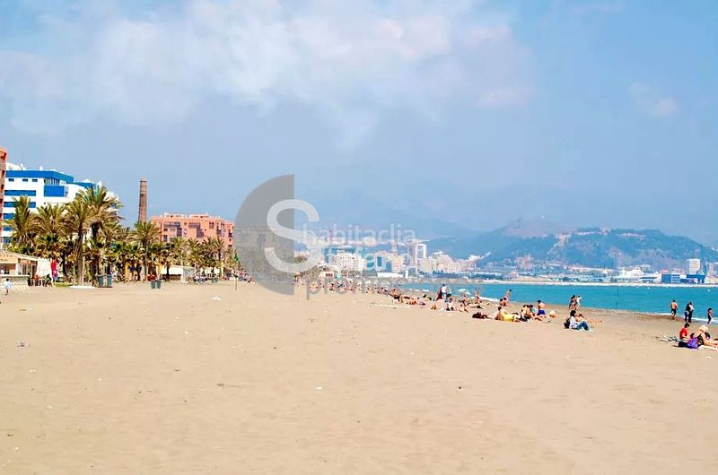 Foto f49723ce-41fa-4579-8414-517be4cb0fc7. Pis amb calefacció aparcament piscina a Martín Carpena - Torre del Río Málaga