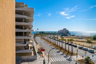 Etagenwohnung in Martín Carpena - Torre del Río. Vivienda de esquina con orientación sur, vistas panorámicas al m