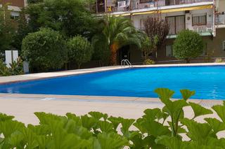 Appartement à El Gall. Luminoso con piscina comunitaria