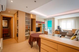 Etagenwohnung in El Gall. Muy luminoso con salida a balcón exterior