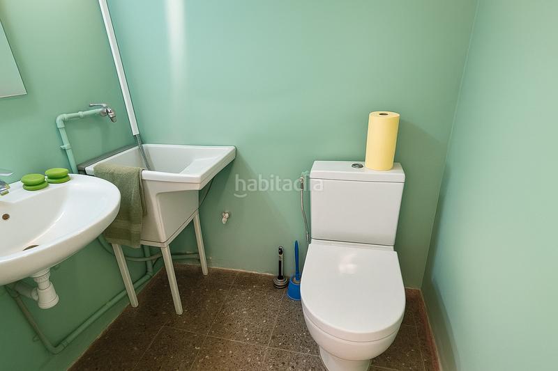 Foto b50cf7f9-01bb-4fdd-8eb7-60ccd146db15. Rent business premise in El Gall Esplugues de Llobregat