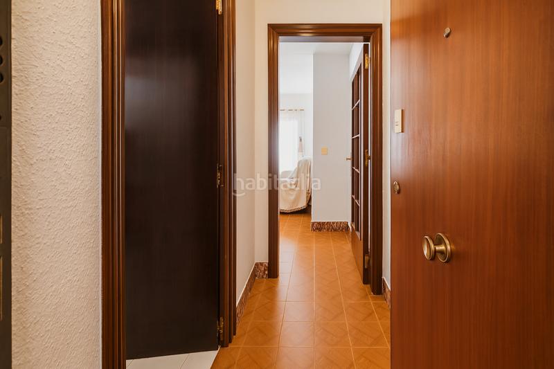 Foto c378f895-37f4-43e3-8b80-fce66d6cd732. Pis amb piscina a El Gall Esplugues de Llobregat