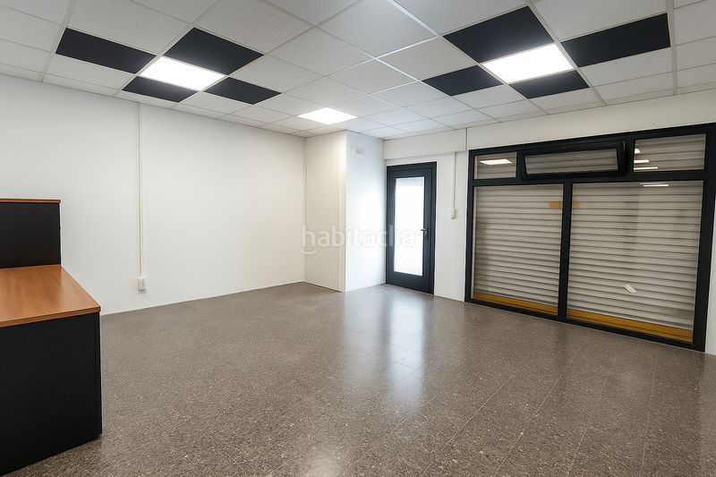 Foto 2d83d6d6-06d5-4a2f-97b8-d1e6a9dce15e. Local comercial a El Gall Esplugues de Llobregat