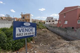 Terreny residencial a Jun. Parcela a la venta jun