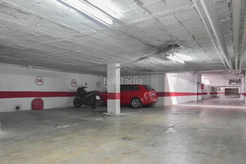 Foto 92ab9cc9-8c56-496a-9864-a40d414ec7cb. Car parking in parque nueva Granada Granada