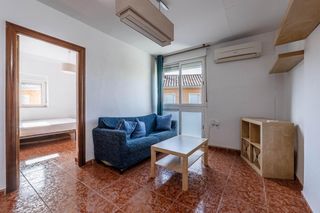 Location Appartement  Calle obrero castro lopez. Estupendo piso en el zaidín