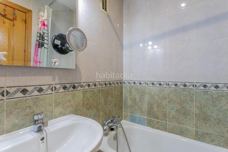 Foto 473547a3-684e-4f76-8a50-af061e990720. Casa a schiera con riscaldamento parcheggio in Cerrillo de Maracena - Periodistas Granada