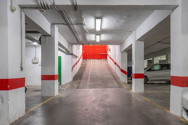 Foto 47194a4f-02a8-4da5-bdcd-fe616a3fe457. Location parking voiture dans arabial 78 dans Camino de Ronda Granada