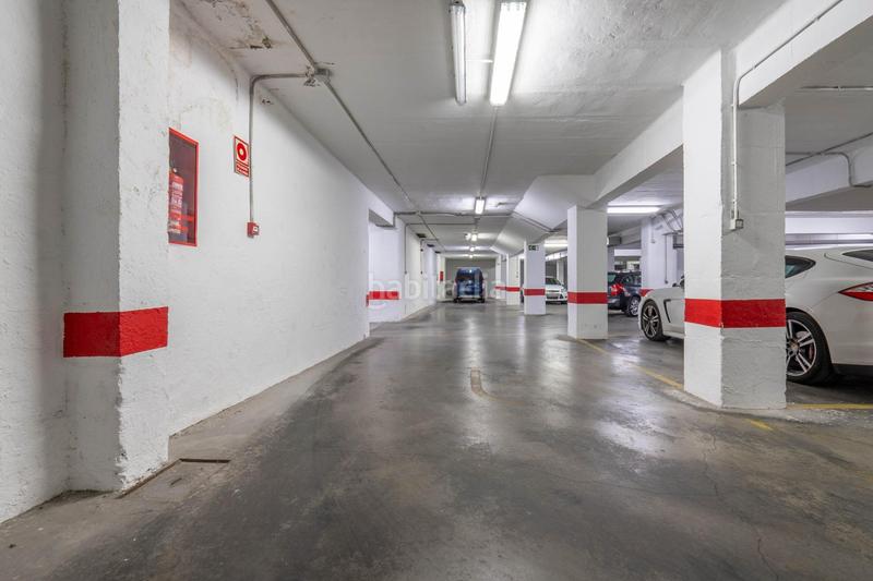 Foto d9a33fd0-ac22-4e2a-8c2d-d74f9126c555. Location parking voiture dans arabial 78 dans Camino de Ronda Granada