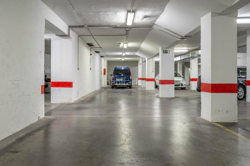 Foto f7d530cd-77b0-4e55-91c2-0da69e7560ce. Location parking voiture dans arabial 78 dans Camino de Ronda Granada