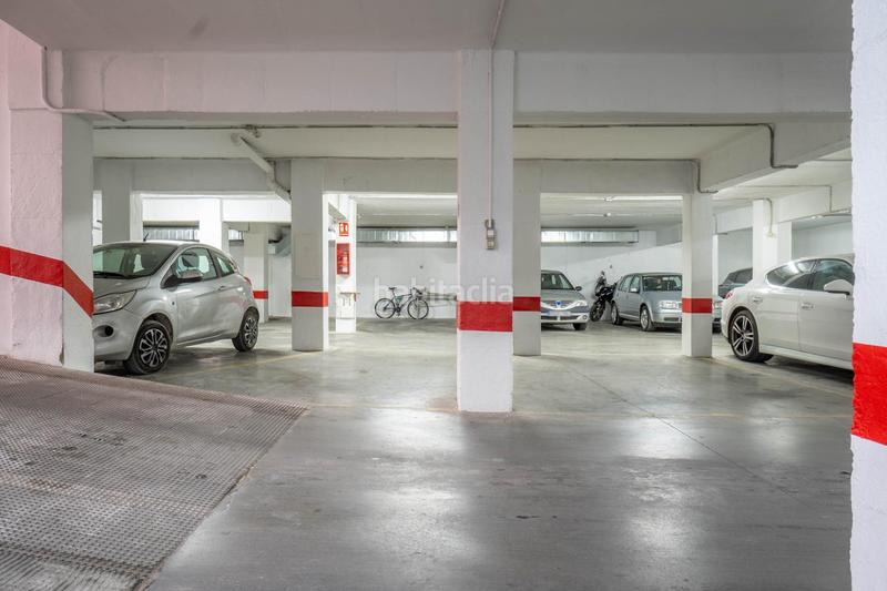 Foto 8befe952-d9a6-4b1f-933e-e1e174d9684e. Miete autoparkplatz in arabial 78 in Camino de Ronda Granada