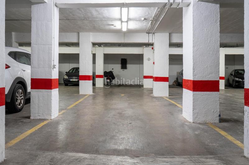 Foto b4d97f93-3116-4f00-8a4d-9d80fc4309f0. Miete autoparkplatz in arabial 78 in Camino de Ronda Granada