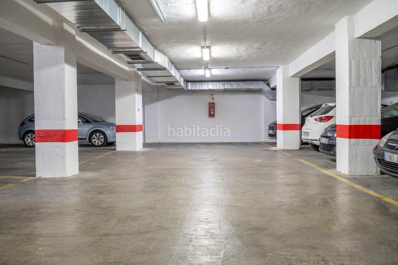 Foto 6fba09bf-dcb8-43a2-98c7-68090e9f0d57. Rent car parking in arabial 78 in Camino de Ronda Granada
