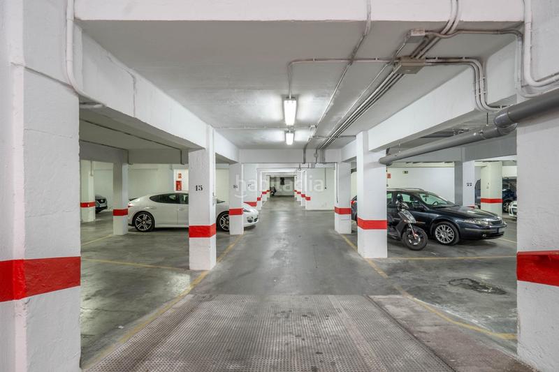 Foto c11cbf0b-dfad-4115-ba78-f09aed22e3f9. Rent car parking in arabial 78 in Camino de Ronda Granada