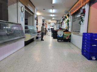 Local Comercial en El Plantinar - Avda. La Paz - El Juncal
