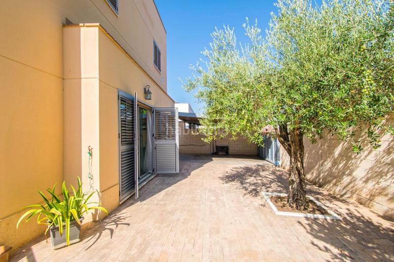 Foto 142852ad-a2f7-442b-95de-a020a1fe2066. Casa amb calefacció aparcament piscina a Espartinas pueblo Espartinas