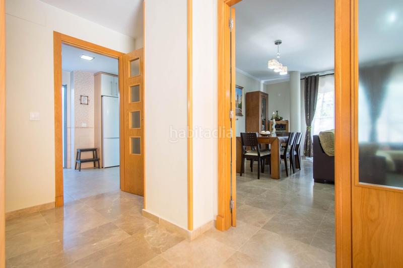 Foto 1f8098f8-1999-475a-81a8-0bd7e68b7fd8. Casa amb calefacció aparcament piscina a Espartinas pueblo Espartinas