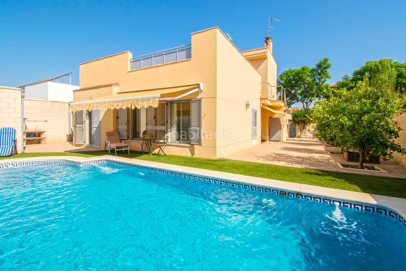 Foto 292d83e2-5e08-485f-9a98-df593d320c26. Casa amb calefacció aparcament piscina a Espartinas pueblo Espartinas