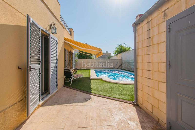 Foto 67e4cb11-8b71-4bf1-b332-55ecc9f2945d. Casa amb calefacció aparcament piscina a Espartinas pueblo Espartinas