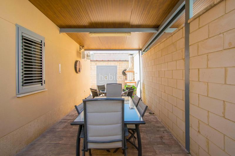 Foto 86377ba4-7f8c-4f83-b537-5ba4db488ea9. Casa amb calefacció aparcament piscina a Espartinas pueblo Espartinas