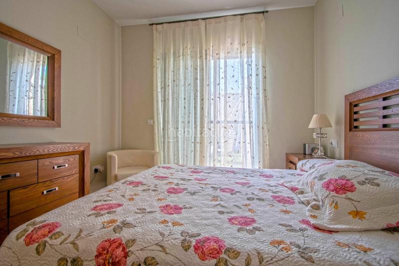 Foto ce34a9f2-8649-4809-89a9-0b58532f43bb. Casa amb calefacció aparcament piscina a Espartinas pueblo Espartinas