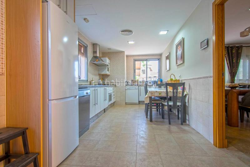 Foto e3d52c8e-1060-4cb9-a9da-11d56fc185b0. Casa amb calefacció aparcament piscina a Espartinas pueblo Espartinas