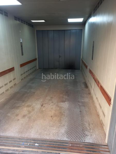 Foto c28897ad-ff25-4daa-9c49-d119279f5079. Posto auto in San Bartolomé Sevilla