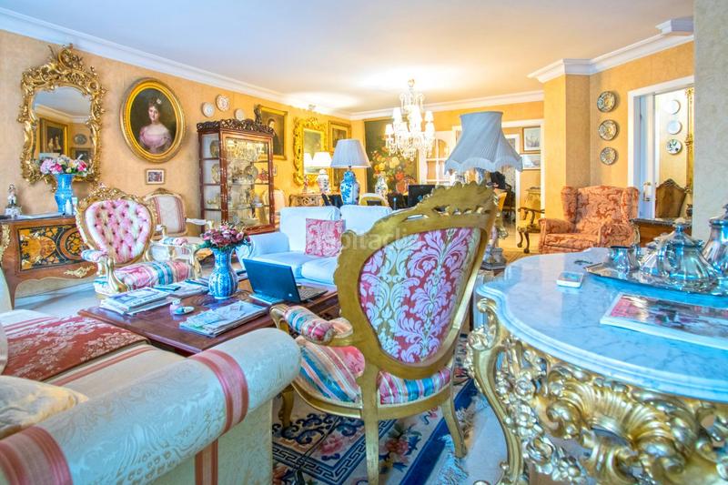 Foto ad436f5f-5fb8-46b4-9232-d56746398a4c. Piso espectacular vivienda junto avenida luis montoto!! en Sevilla