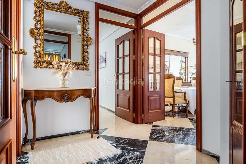 Foto 20bf6af9-6fad-47e7-bf2a-71d07abbbe86. Appartamento con riscaldamento parcheggio in Cruz Roja Sevilla