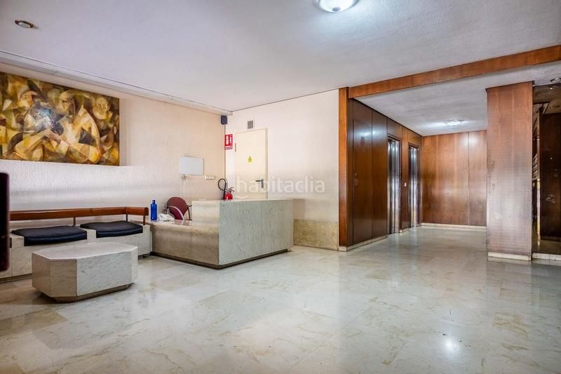 Foto 76b93761-e06c-4330-86d0-db552cff3472. Appartamento con riscaldamento parcheggio in Cruz Roja Sevilla