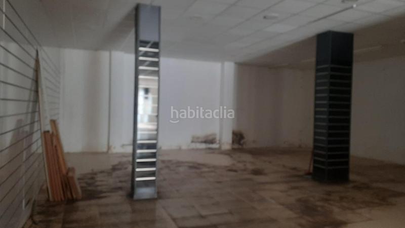 Foto d4e13c51-b847-45a9-bafb-476aef56c0e2. Location local commercial dans Barrio del Nervión Sevilla