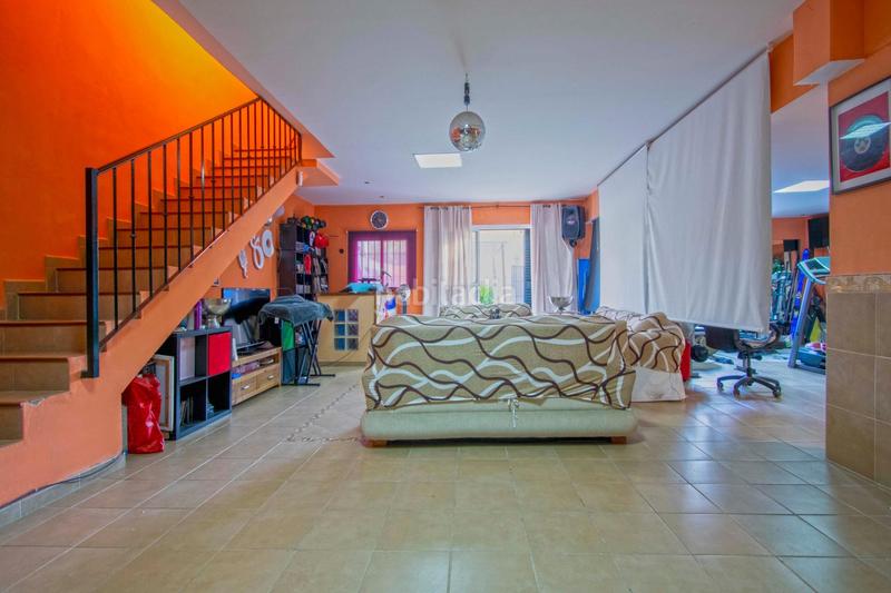 Foto 316b5ba6-c5f9-472a-a936-e82c6d96bf8e. Casa bifamiliare con parcheggio piscina in Nueva Alcalá Alcalá de Guadaira