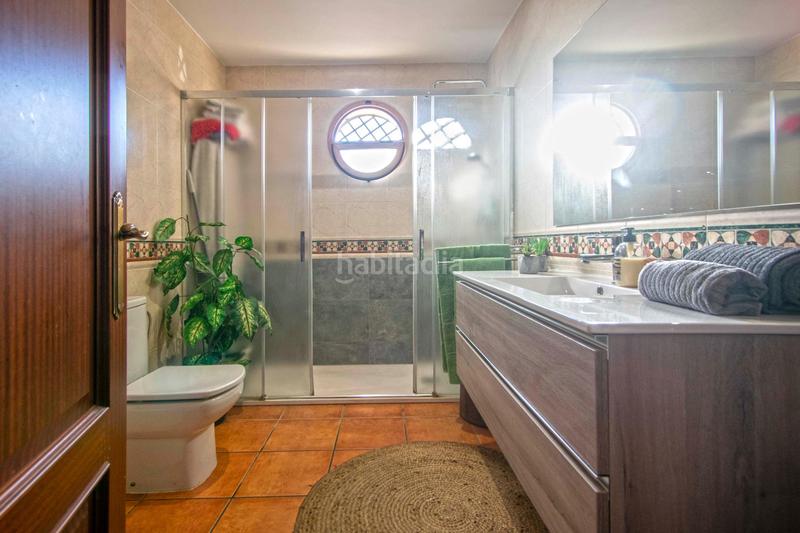 Foto 5e1b34f9-0735-42e8-90a1-ac51ace779ee. Casa bifamiliare con parcheggio piscina in Nueva Alcalá Alcalá de Guadaira