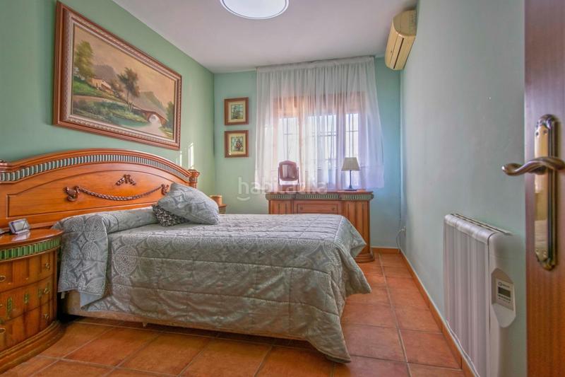 Foto b673982f-608c-4bf9-b724-7f23f6519806. Casa bifamiliare con parcheggio piscina in Nueva Alcalá Alcalá de Guadaira