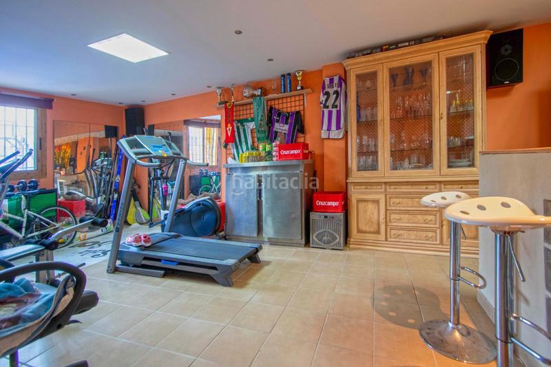 Foto e4608c56-8ed6-4702-942a-f7171e36ec10. Casa bifamiliare con parcheggio piscina in Nueva Alcalá Alcalá de Guadaira